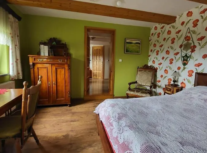 בית חווה Lysa Gora *